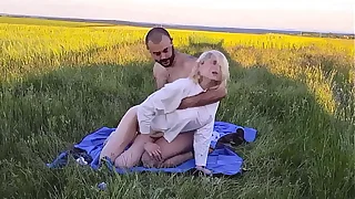 PUBLIC ANAL SEX HOT Comme a RUSSIAN SWALLOWS WARM CUM STRAIGHT FROM THE SOURCE   Perquisite 4of4